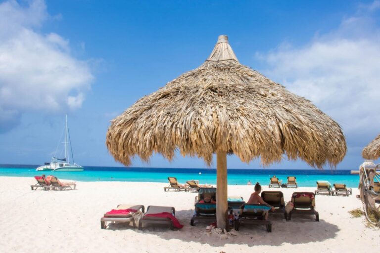 Top 5 Reasons Anyone Should Visit Klein Curacao