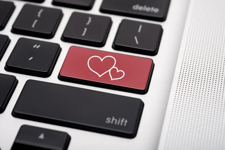 Exploring the Dynamics of Online Dating Culture in the UK