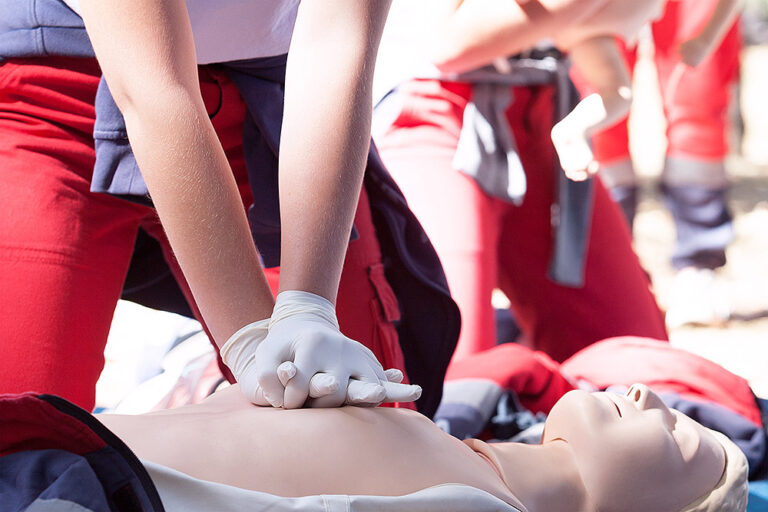How First Aid Training Can Make a Difference in Emergencies